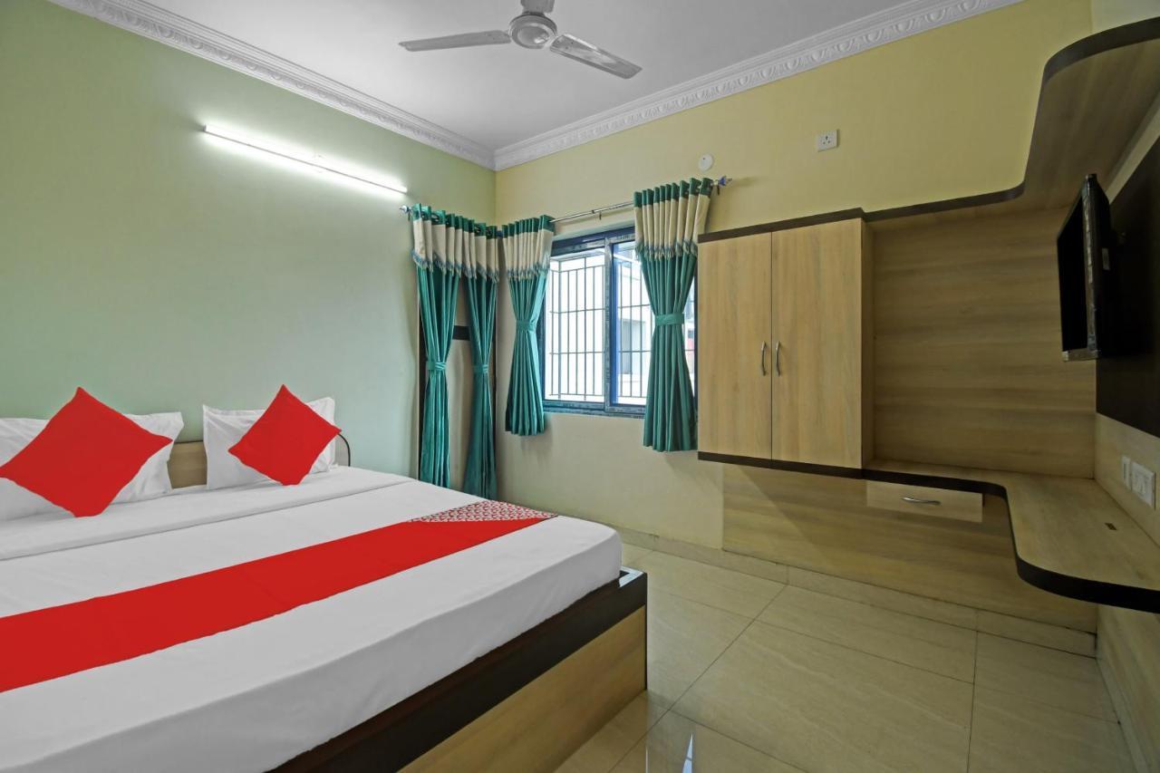 Oyo Flagship 84655 S S Guest House Kolkata Exterior photo