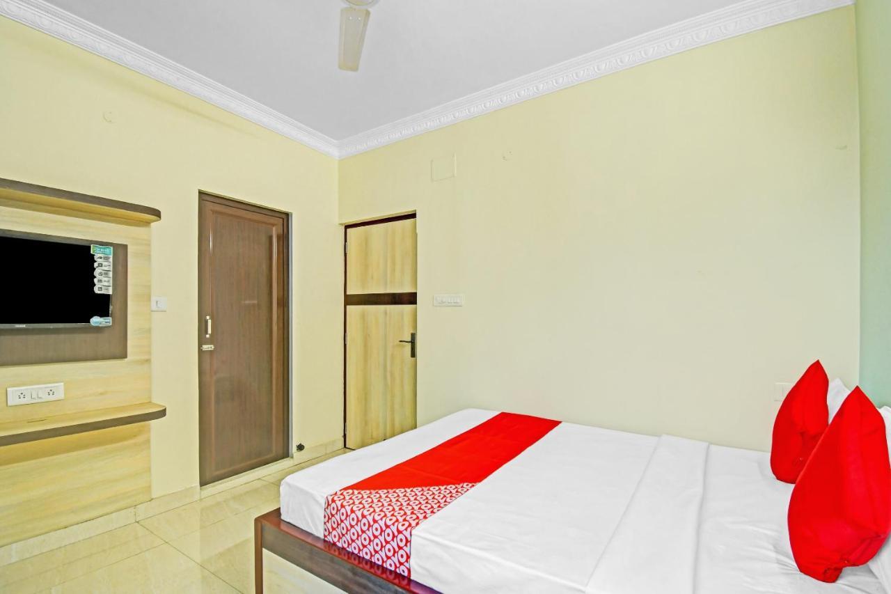 Oyo Flagship 84655 S S Guest House Kolkata Exterior photo